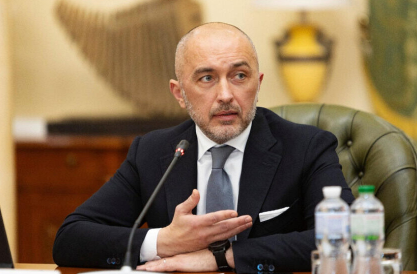 Отново скандал в Киев! Антикорупционните служби обискират централната банка на Украйна и кабинета на управителя