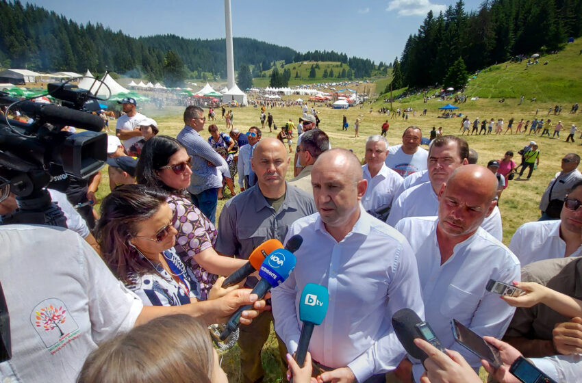  Радев: Европа ще плати сметката за войната!