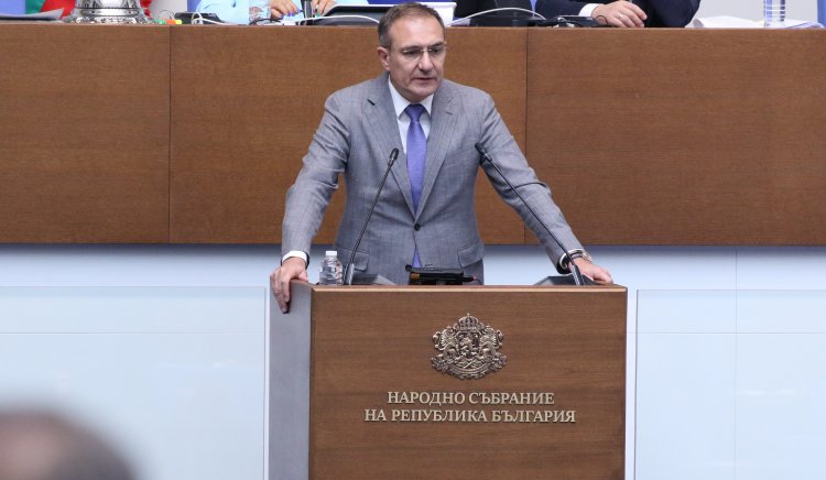  Борислав Гуцанов, БСП: Със закон легитимирате грабеж от 35 млрд. евро, заробвайки България