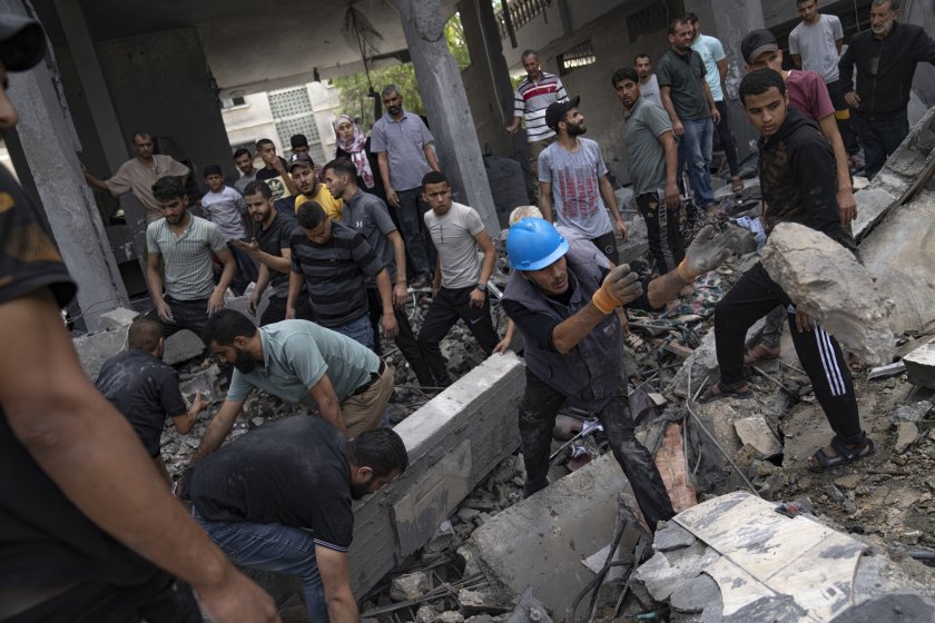  Броят на жертвите в Газа приближава 35 000