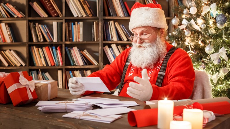  „Български пощи“ с детски конкурс „Най-красиво писмо до Дядо Коледа“