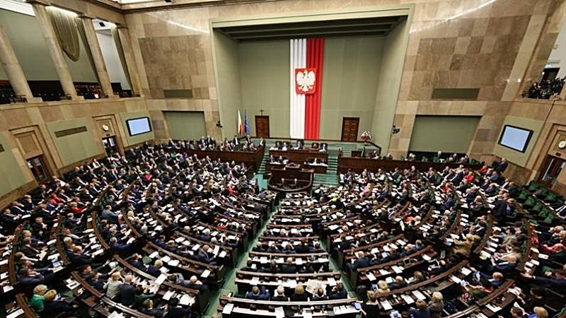  Полската левица внесе в парламента законопроекти за легализация на абортите