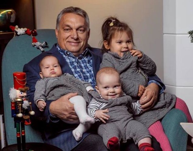  Политиката на Орбан – пожизнена 13-а пенсия, работещите млади и многодетните майки без данък