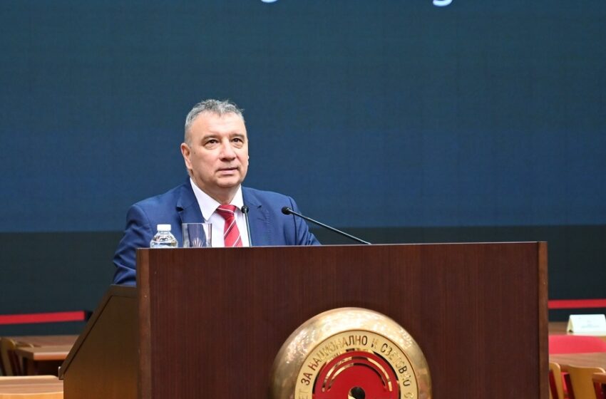  УНСС избра проф. д-р Димитър Димитров за втори ректорски мандат