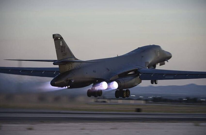  Стратегически бомбардировач B-1B Lancer се разби в САЩ