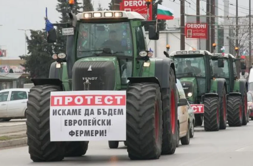  Земеделските протести продължават – чака се тежка техника в София утре