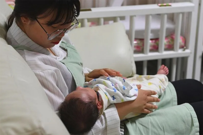  Раждаемостта в Южна Корея е спаднала до рекордно ниско ниво