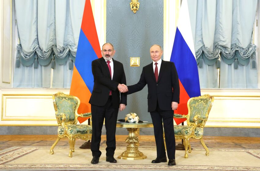  Русия изтегля войски от Армения, но ще пази границите й с Турция и Иран