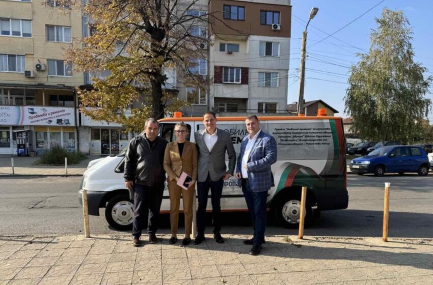  Станислав Младенов: Мобилната приемна на СО стартира с голям успех в район “Нови Искър”