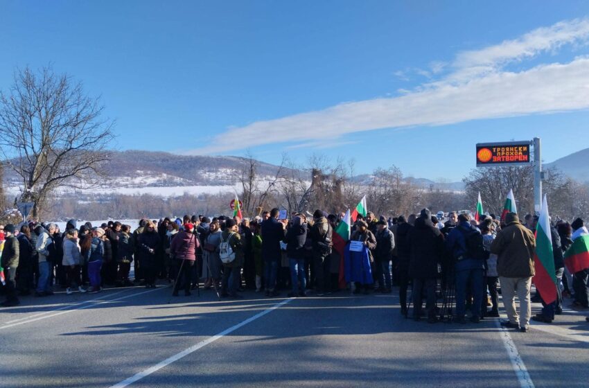  Протест заради липсата на ток затвори за час пътя София – Варна при пътен възел “Абланица”