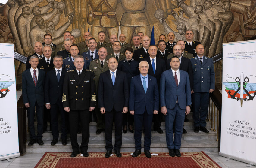  Президентът: Модернизацията на армията закъсня, но и буксува, поради липсата на достатъчно средства