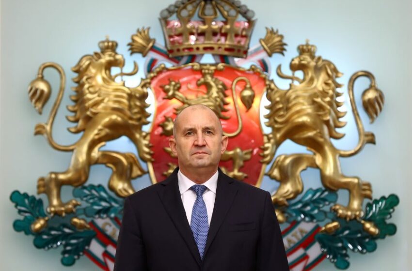 Президентът Радев: Внасям Референдум за еврото!