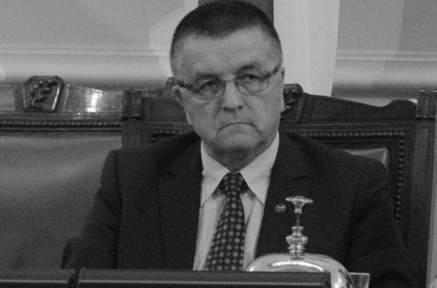 Почина дългогодишният депутат от ДПС и зам.-председател на парламента Алиосман Имамов