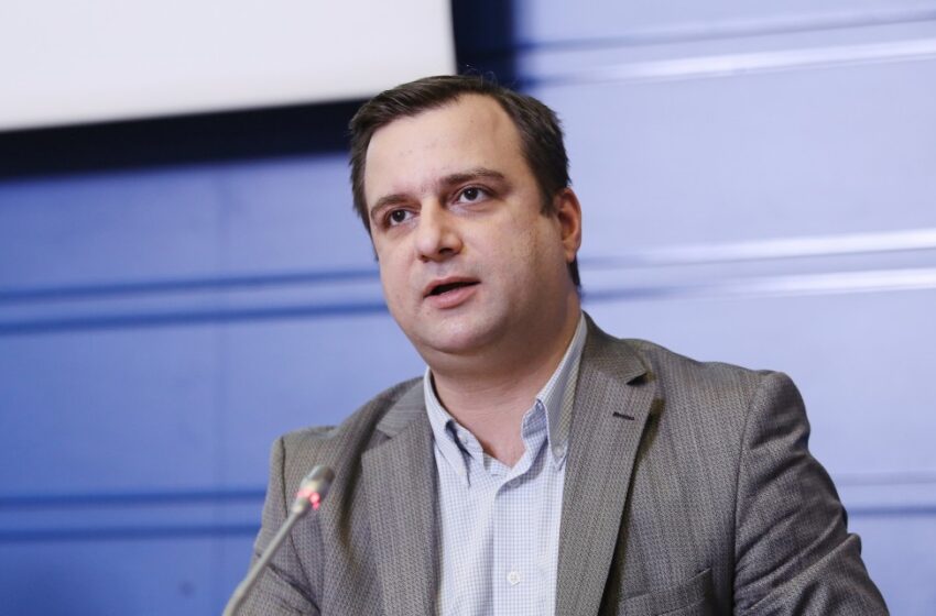 Доц. Борис Попиванов: Управляващите не правят нищо, което да е против волята на Пеевски