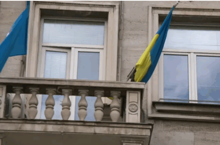 Да почистим мръсотията от Столична община! София не е Киев, махнете украинското знаме!