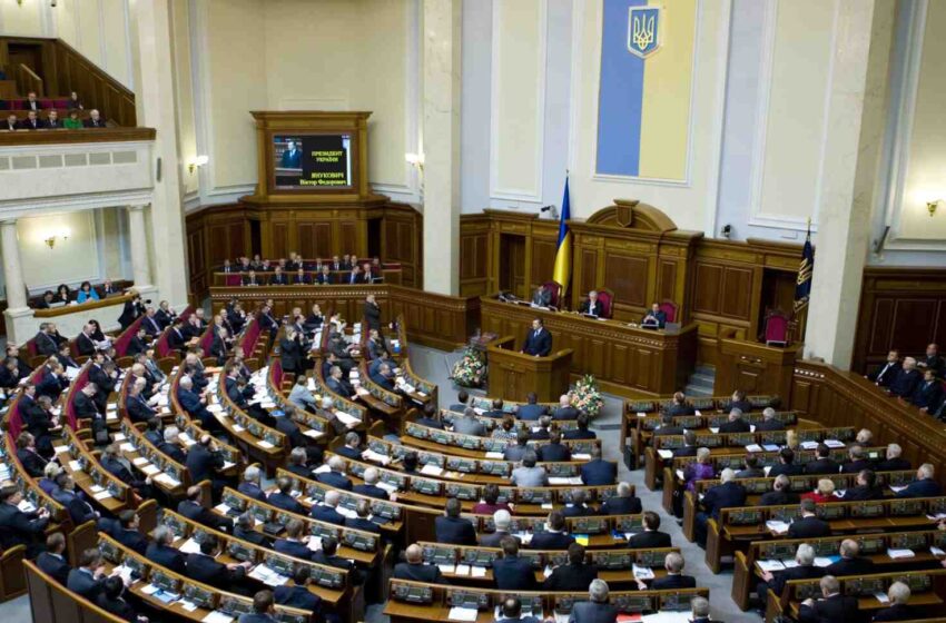 Радата отмени местните избори в Украйна заради обявеното военно положение