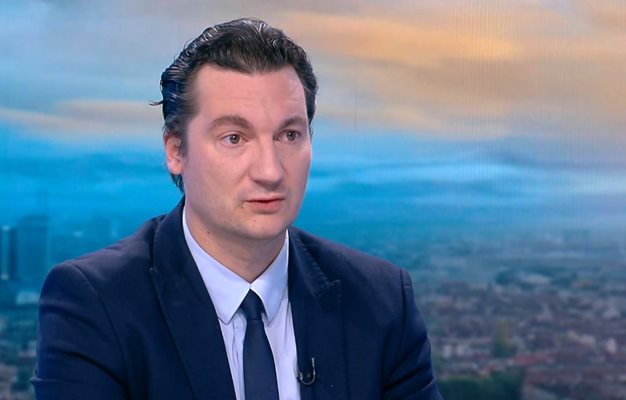  Крум Зарков: От утре нямаме главен прокурор и шеф на ВАС. Актовете на Сарафов и Чолаков могат да бъдат оспорвани