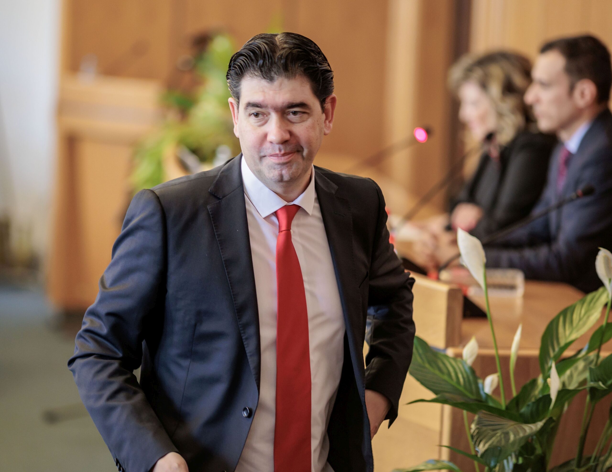 Иван Таков: Сега ни остава само да обявим Терзиев за почетен кмет и СОС да поеме управлението на града...