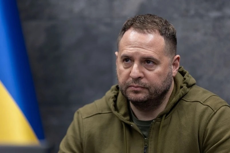 Обискираха дома на Андрий Eрмак, шеф на канцеларията и дясна ръка на Зеленски