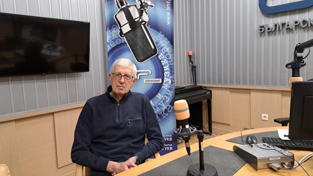 Румен Овчаров: Борисов да обясни на приятеля си Тръмп, че бургаската рафинерия няма нищо общо с доходите на Русия. Трябва да поискаме дерогация на санкциите