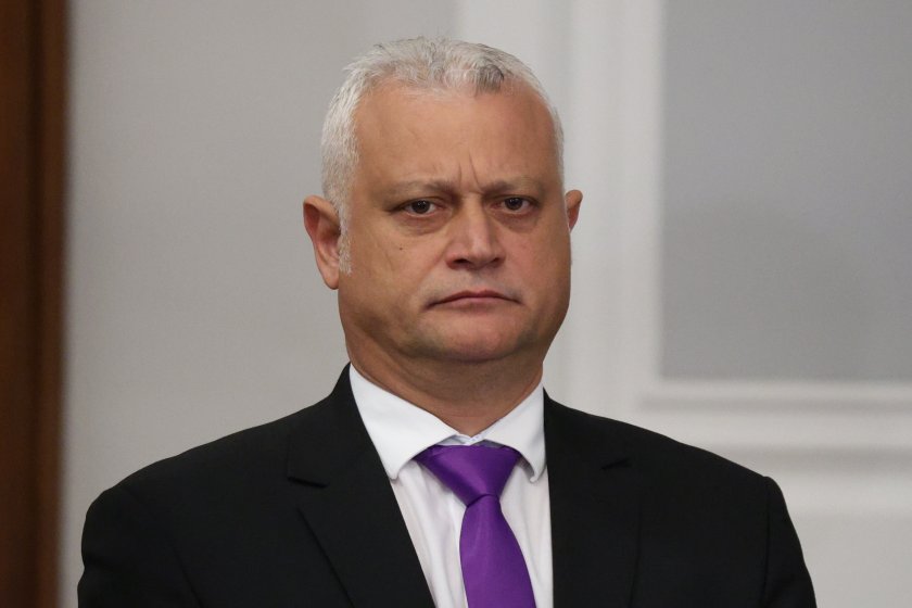 Не участваме в операцията срещу Иран, няма опасност за България, твърди властта