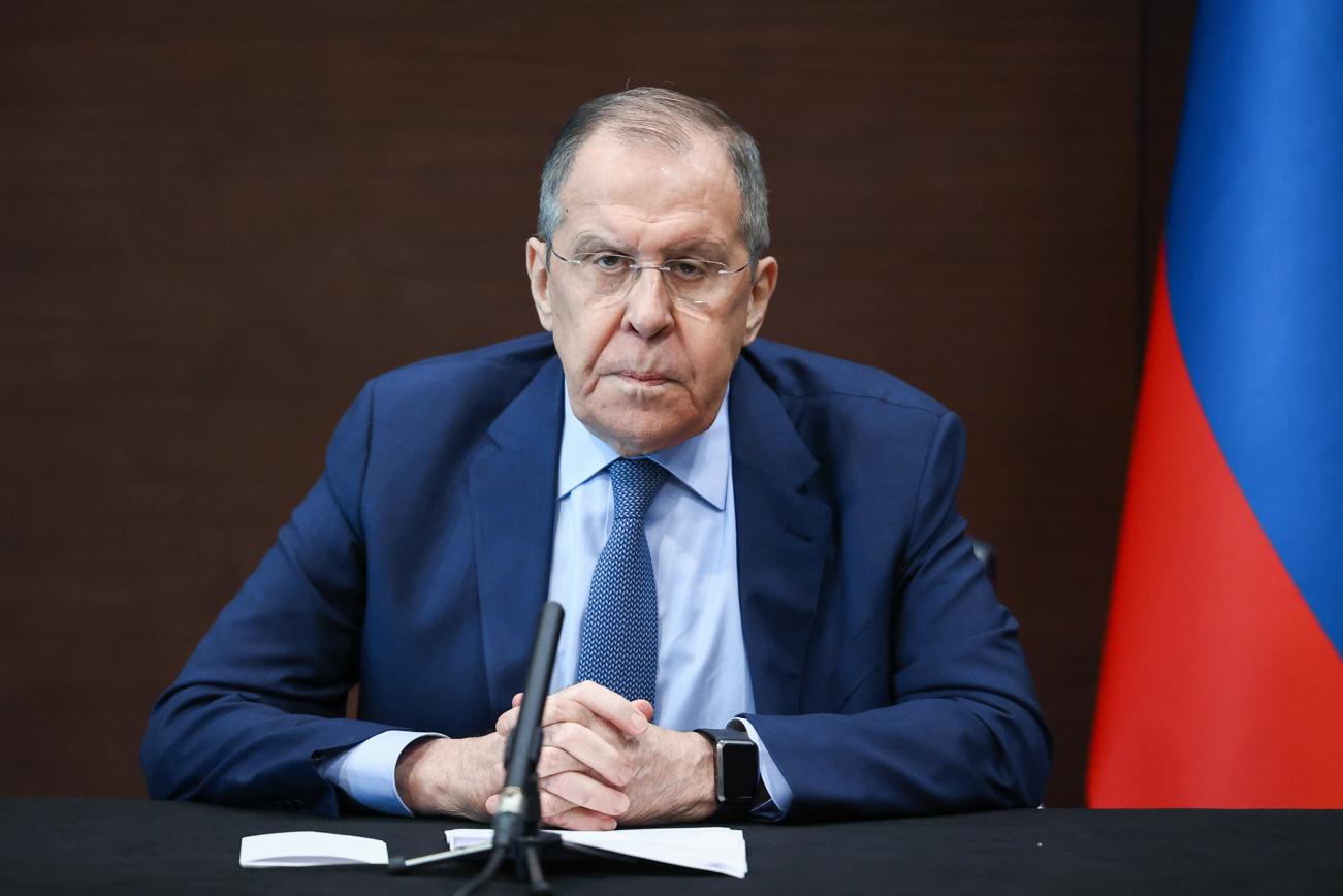 Лавров отхвърли примирие по сегашния фронт: Решението ще дойде с действията на руската армия