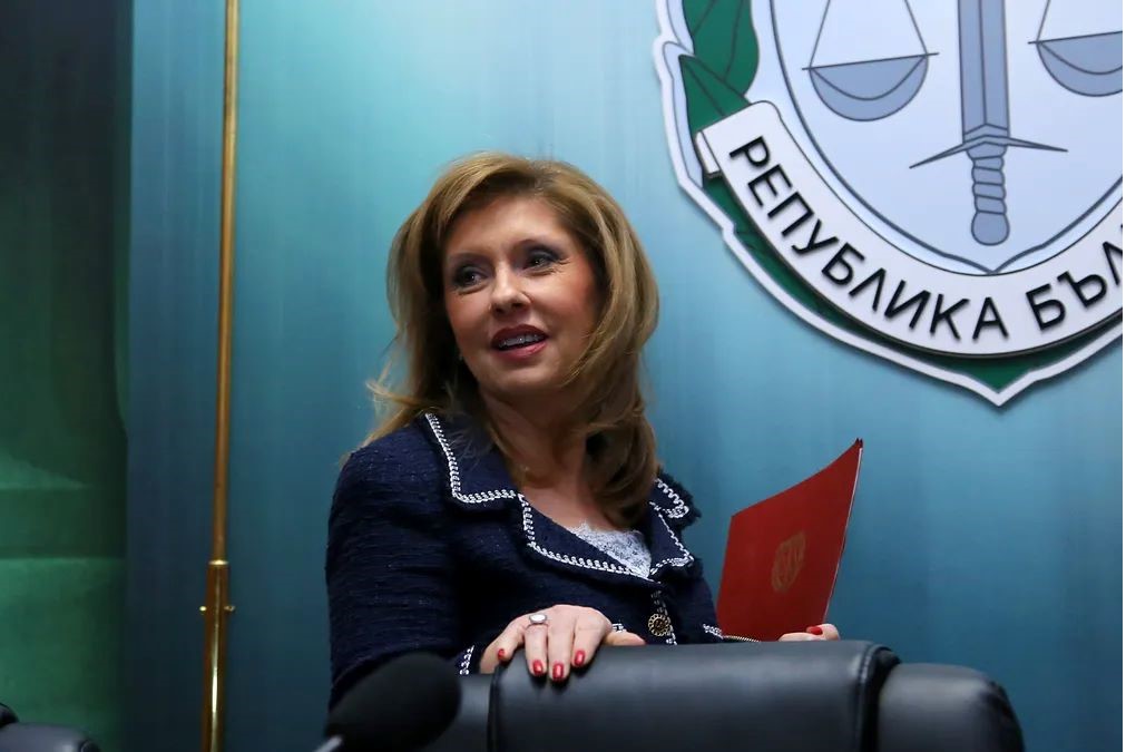 Емил Дечев: Градският прокурор Русинова е пътувала зад граница с Пепи Еврото
