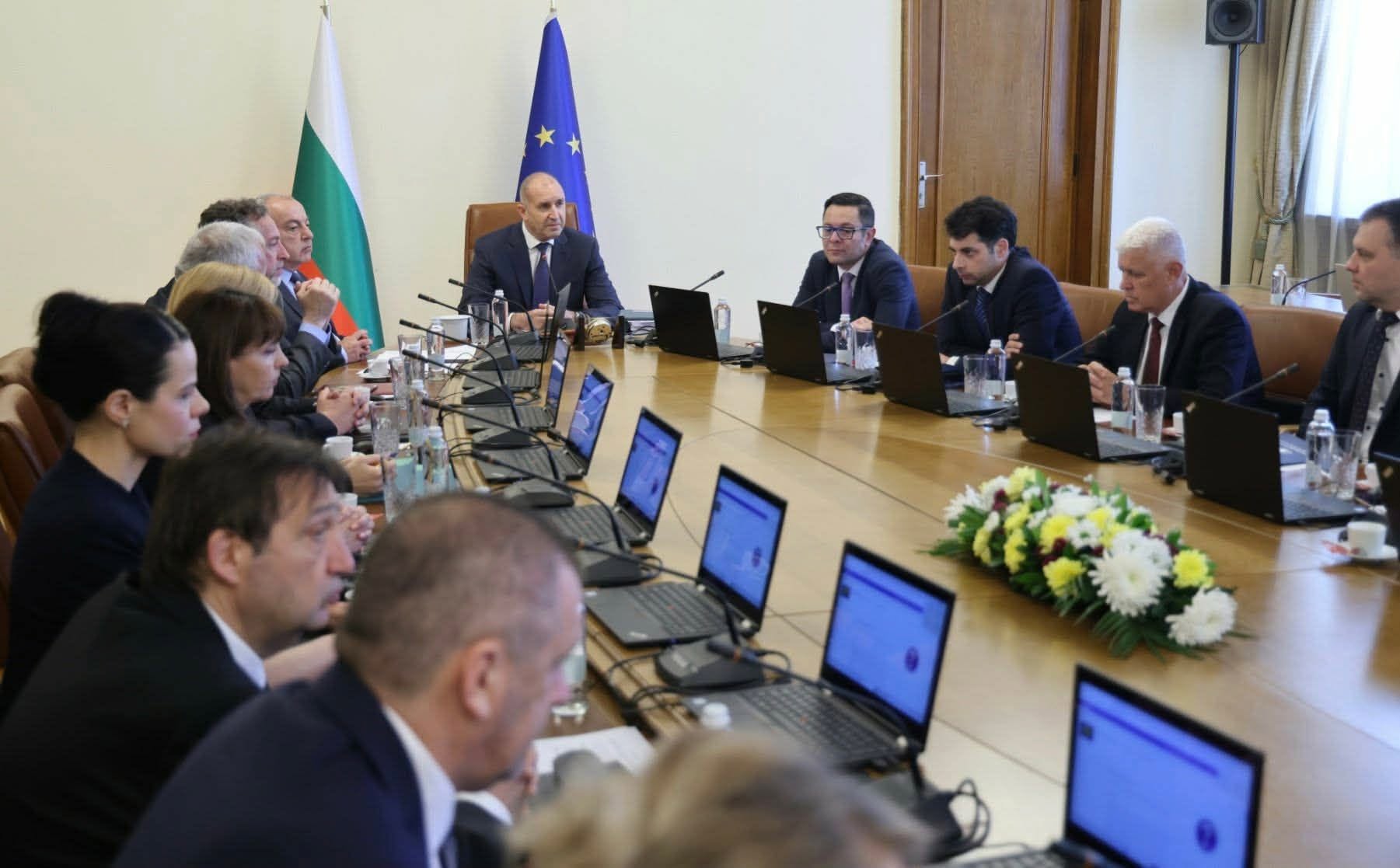Премиерът: Ще сложим край на безобразните обществени поръчки!