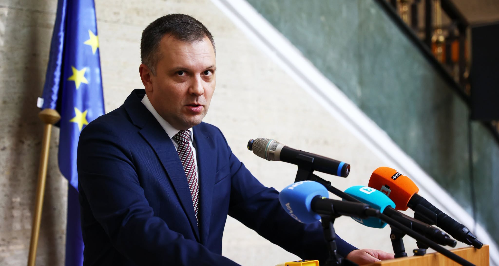 Има индикации за опити за влияние върху избора на ВСС от представители на съдебната власт, каза министър Николай Найденов