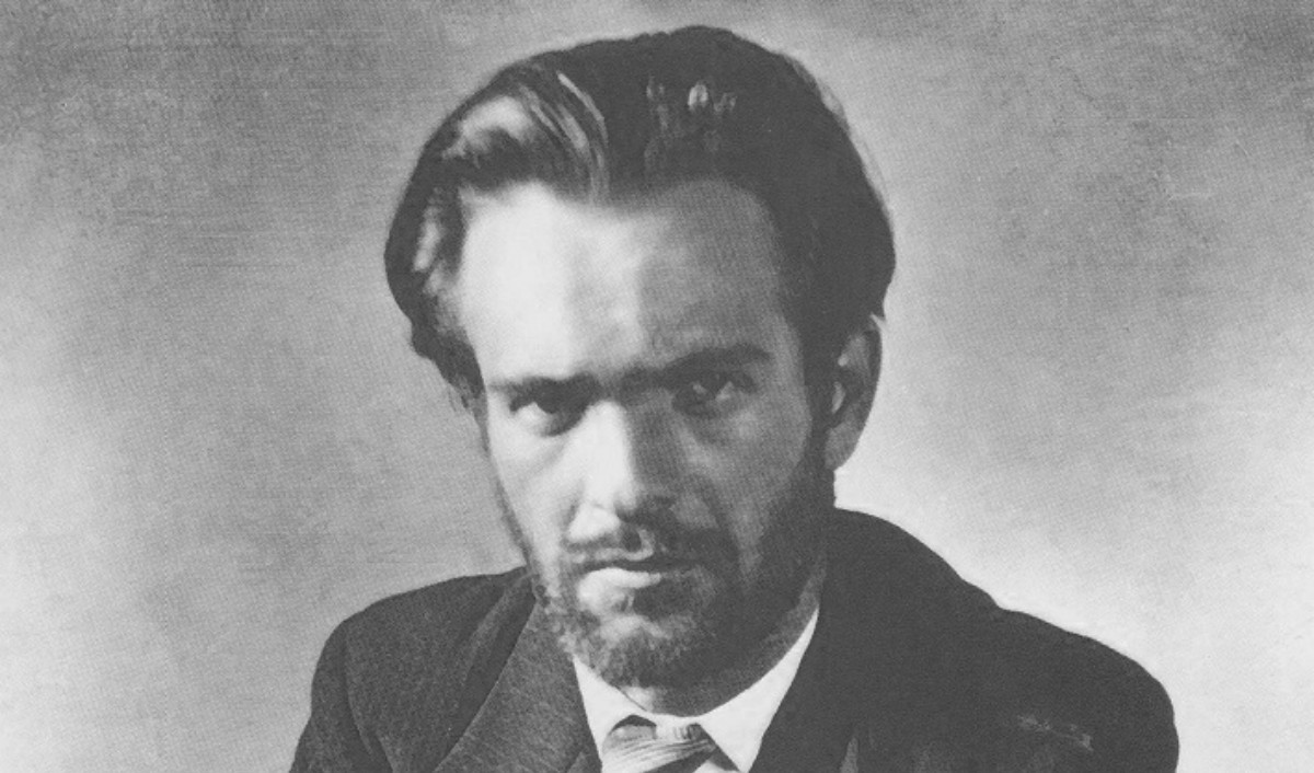 Николай Милчев: Самозабравила се литературна хунта посяга с грантови ръчички върху паметта за Вапцаров