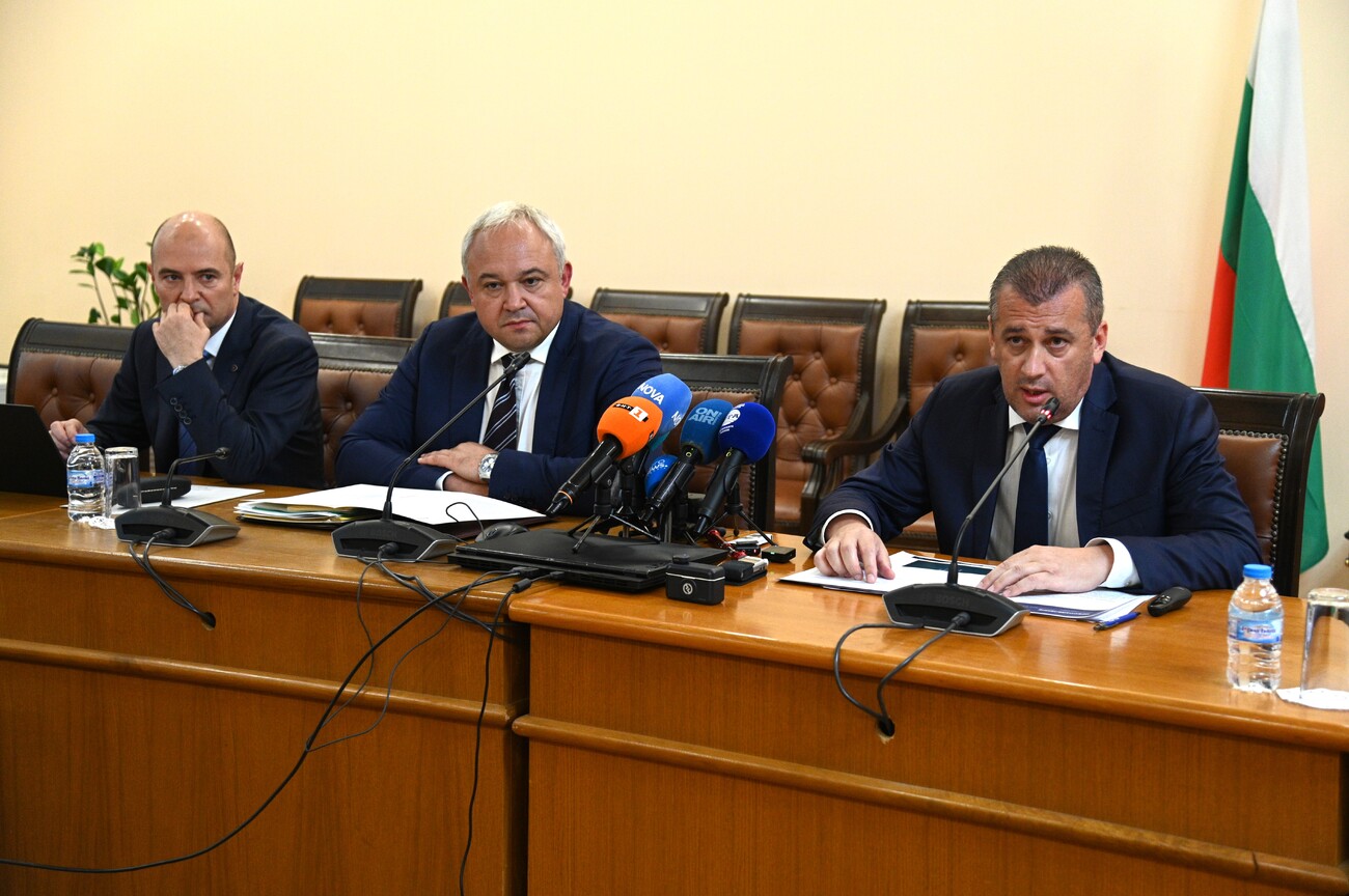 Демерджиев: Контролът на пътната безопасност ще бъде поет изцяло от МВР