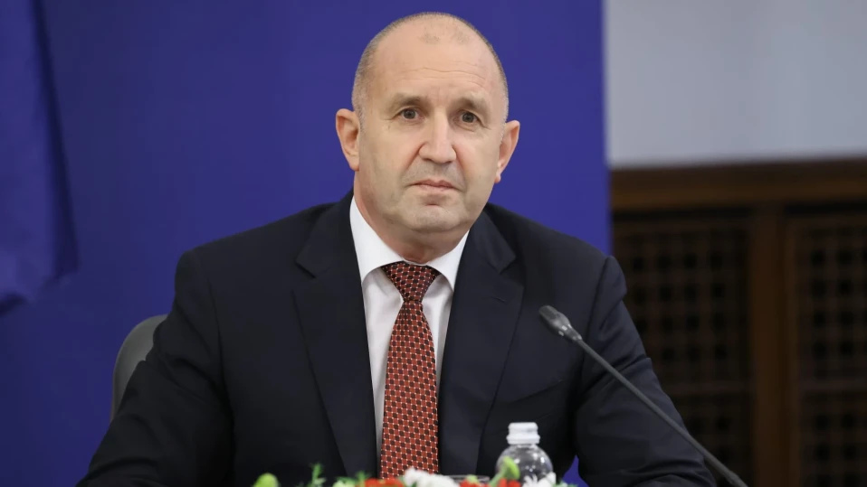 Радев за Бюджет 2027: Свиване на дефицита, намаляване на новия дълг, фокус върху семействата и децата, ръст на заплати и пенсии