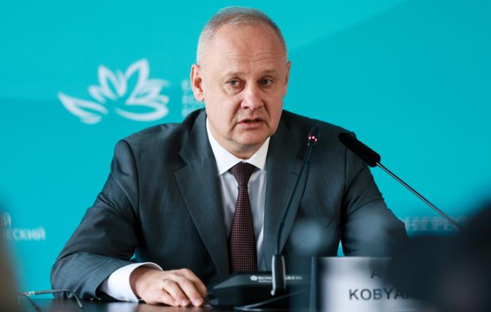 Кобяков: Западът е готов за преврати навсякъде