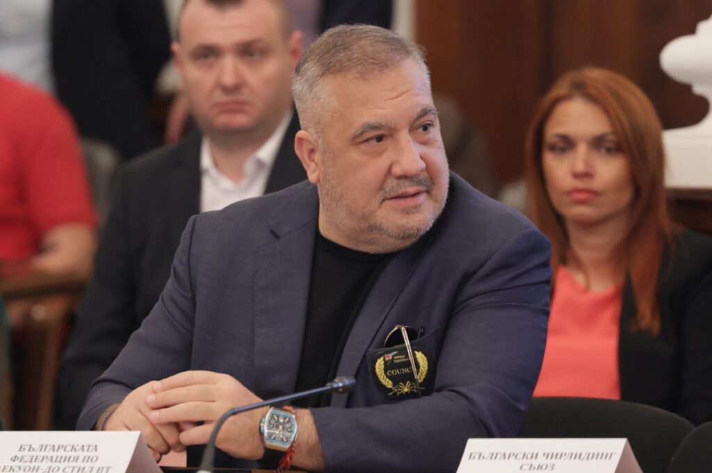 Повдигнати са обвинения само на един от задържаните за убийството на Слави Бинев